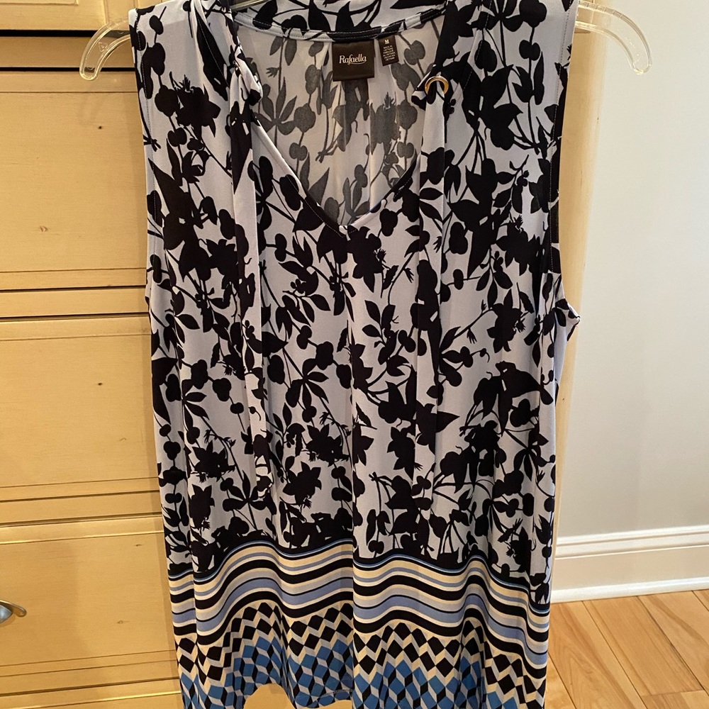 Women’s blue tank